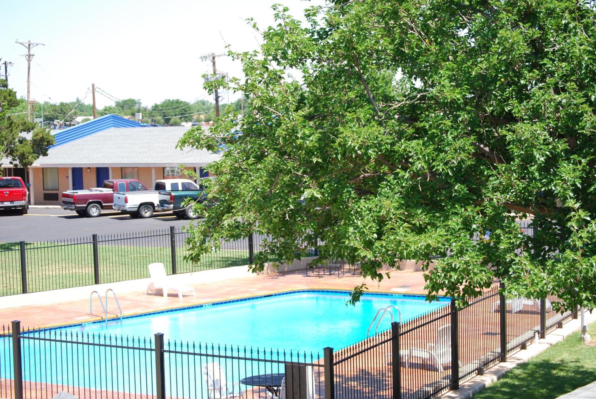 Americas Best Value Inn Lubbock East מראה חיצוני תמונה