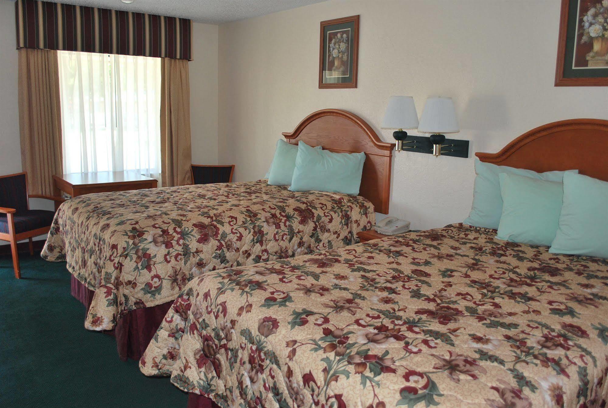 Americas Best Value Inn Lubbock East מראה חיצוני תמונה