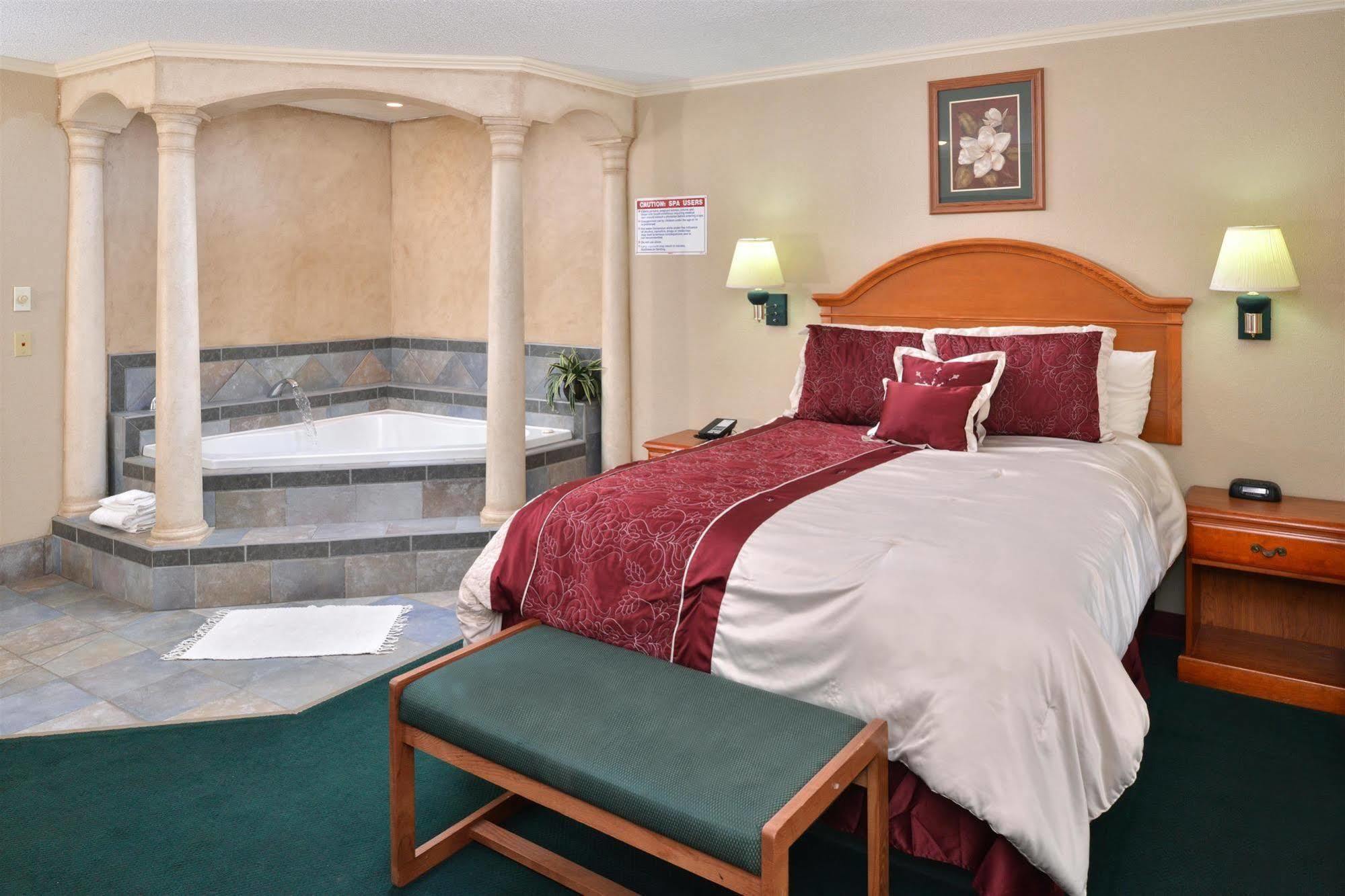 Americas Best Value Inn Lubbock East מראה חיצוני תמונה