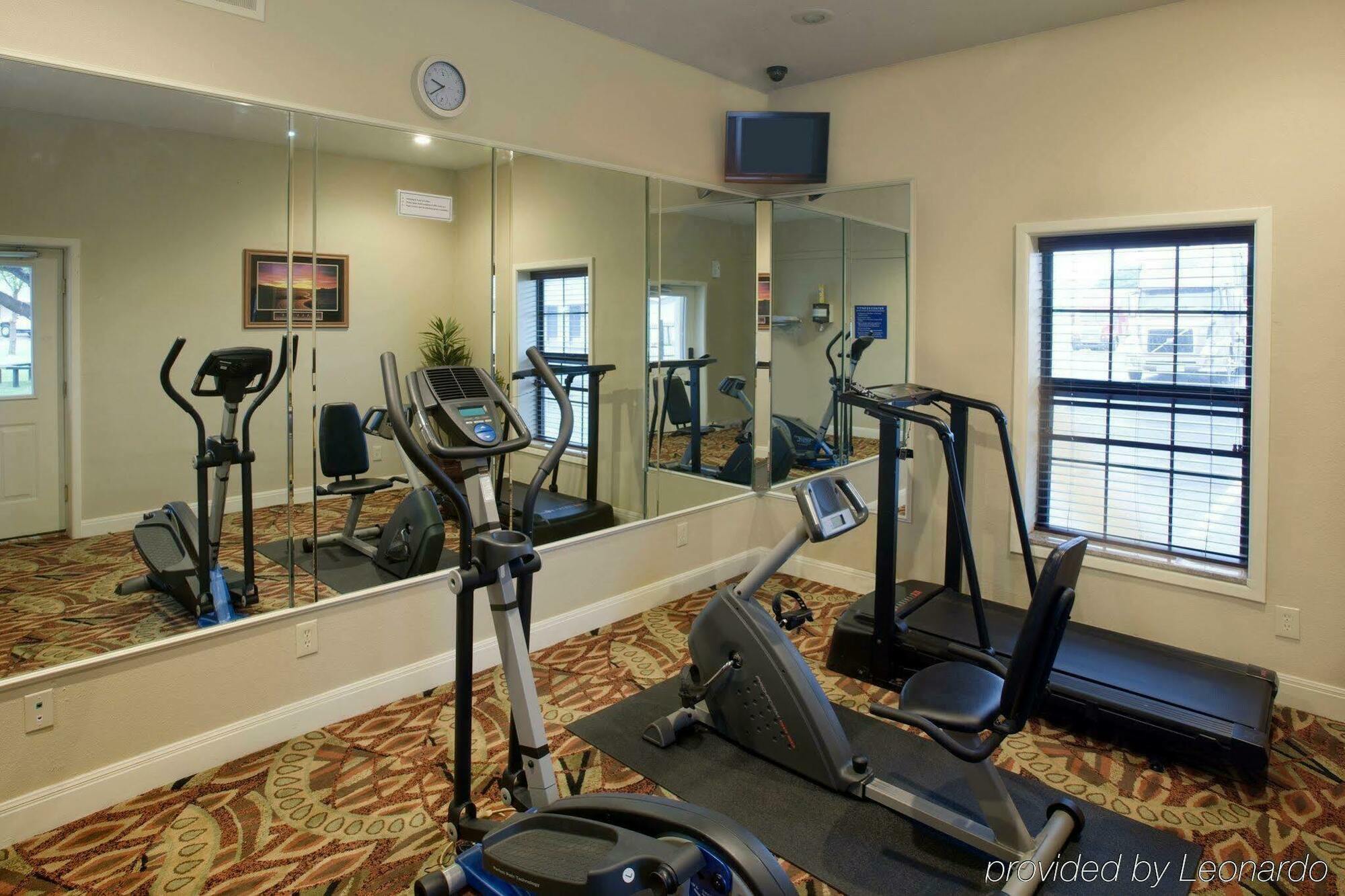 Americas Best Value Inn Lubbock East מראה חיצוני תמונה